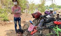 Why migrants are leaving Mumbai on cycle 