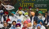 Punjab CM stages dharna in Delhi against farm laws