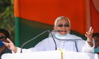 Nitish must think of new governance ideas