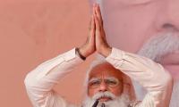 Mamata playing politics with the dead: Modi