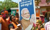 Grand welcome for Modi at BJP HQ for G20 Summit 