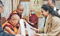 Kangana Meets His Holiness