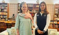 When double Olympic medallist Manu met Sonia Gandhi