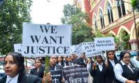 Kolkata rape: SC questions Bengal govt, raps police