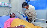 Chandrababu Meets Victims Of Explosion