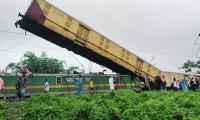 9 dead, 41 hurt as goods train hits express in Bengal