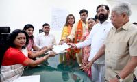 Eknath Shinde Rouses Support For Son