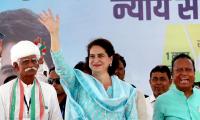 Priyanka to spearhead campaign in Rae Bareli, Amethi