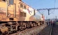 3 coaches of Shalimar Exp derail in Bengal, no deaths