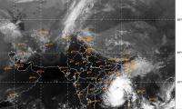 Cyclone to hit Odisha, WB with wind speed of 120 kmph 