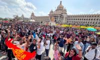 Sidda suspends Bengaluru police chief over stampede