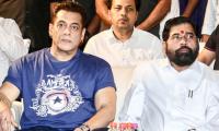 Follow Balasaheb: Shinde on Kamra's 'traitor' jibe