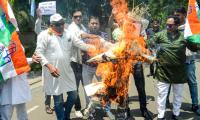 HC dissatisfied with FIR against MP minister