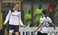 Former England striker Crouch retires