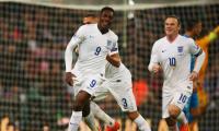 Welbeck's England Euro dream over, faces nine months out