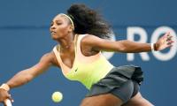 Latest from the world of tennis: Serena rolls on, Halep struggles