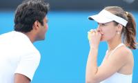 Paes advances in mixed doubles, Bopanna crashes out