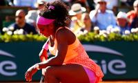 Sorry I am sick, says Serena but squeezes into final