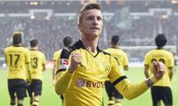 Bundesliga: Dortmund close on Bayern