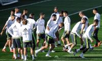 Full Real Madrid squad available to Benitez for El Clasico