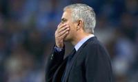 Chelsea give under-fire Mourinho 'full support'