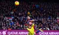 La Liga: Suarez 'tricks' as Barca thrash Celta 6-1