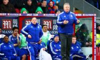 Chelsea can still get to a Champions League position: Hiddink