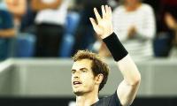 Murray victory overshadowed by father-in-law's collapse