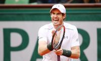 French Open: Murray, Wawrinka to meet in semis; Djokovic, Serena advance