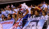 Don't go, Leo, plead Argentina fans 