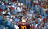 Serie A: Totti plays 600th league game as Roma go second