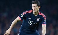 Bundesliga: Lewandowski steers Bayern to 2-0 win at Schalke