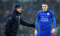 Leicester's Vardy got death threats over Ranieri sacking