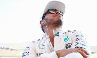 Hamilton storms to Malaysia pole, Vettel last on grid