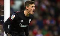 Goalkeeper Kepa set for world record move to Chelsea