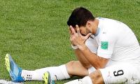 Uruguay coach refuses to point finger at wasteful Suarez