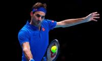 ATP Finals: Federer rebounds to keep hopes alive