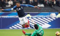 Football friendlies: France win but Mbappe injured