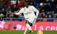 Football Extras: Real make it four in a row; PSG lose to Lyon