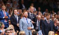 England cricketers watch Nadal down Tsonga