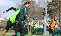 Zlatan shrugs off coughing fit, trains with Hammarby