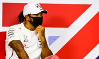 Thoughtful Hamilton puts new Mercedes deal on hold