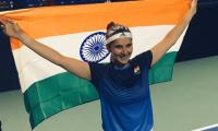 Sania Mirza urges people to stay at home