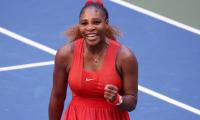 PIX: Serena's daughter cheers her on