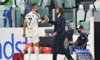 Soccer PIX: Pirlo's Juve down Samp; Real draw opener