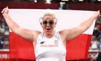 Poland's Wlodarczyk wins third straight hammer gold