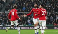 EPL: Cavani salvages point for Man United at Newcastle