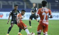 ISL: FC Goa keep it late to hold ATK Mohun Bagan 