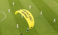 Euro: Greenpeace sorry for botched stunt