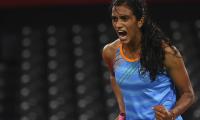 Sindhu canters into Singapore Open final